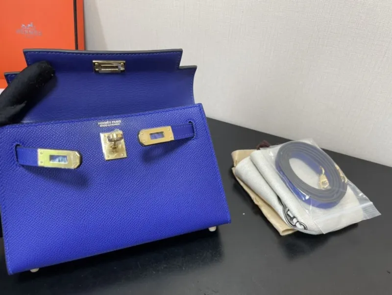 Hermes Blue Kelly Handbag 233 - Image 5