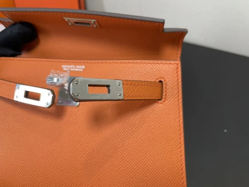 Hermes Orange Mini Kelly Leather Handbag - Image 9