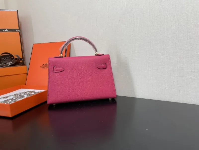 Hermes Kelly 248 Pink Leather Handbag - Image 3