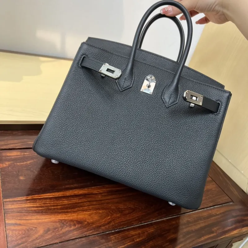 Alternative view of Hermes Kelly Bags-427