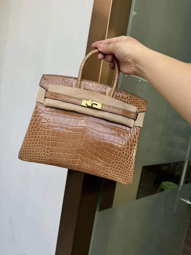 Hermes Brown Crocodile Leather Kelly Handbag 531