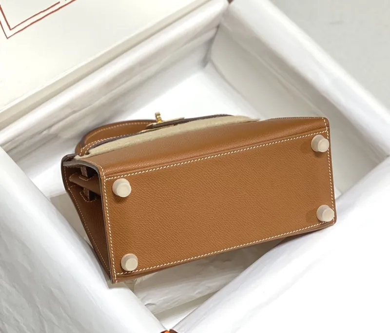 Hermes Brown Kelly Handbag 544 - Image 4