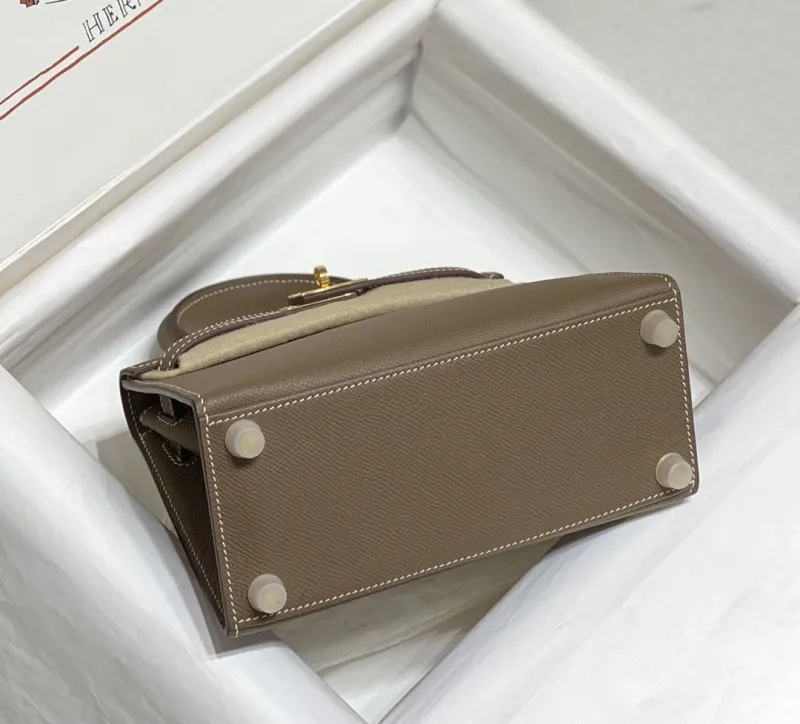 Hermes Etoupe Kelly Leather Handbag 545 - Image 7