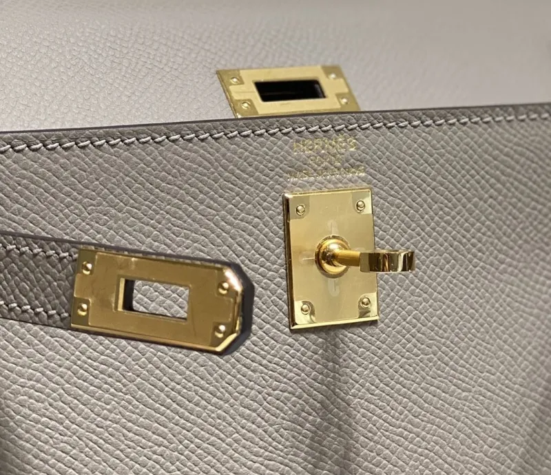 Hermes Gray Kelly Leather Handbag - Image 6
