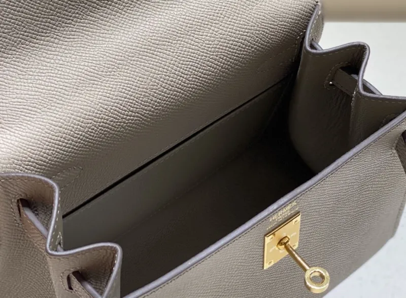 Hermes Gray Kelly Leather Handbag - Image 9