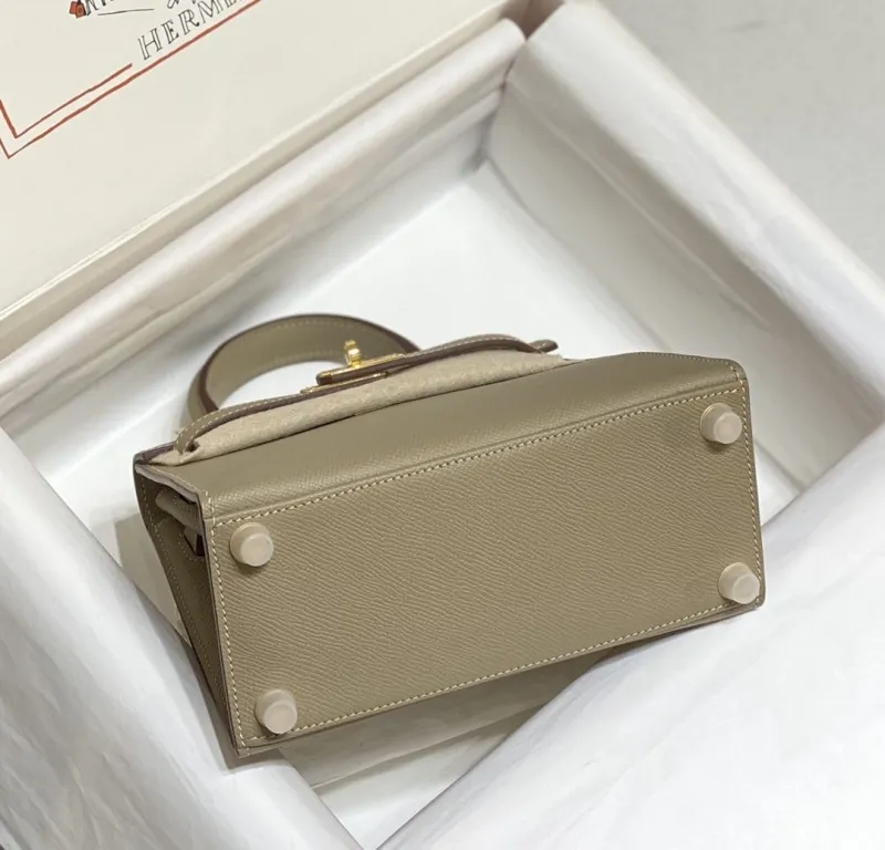 Hermes Beige Kelly Leather Handbag 549 - Image 4