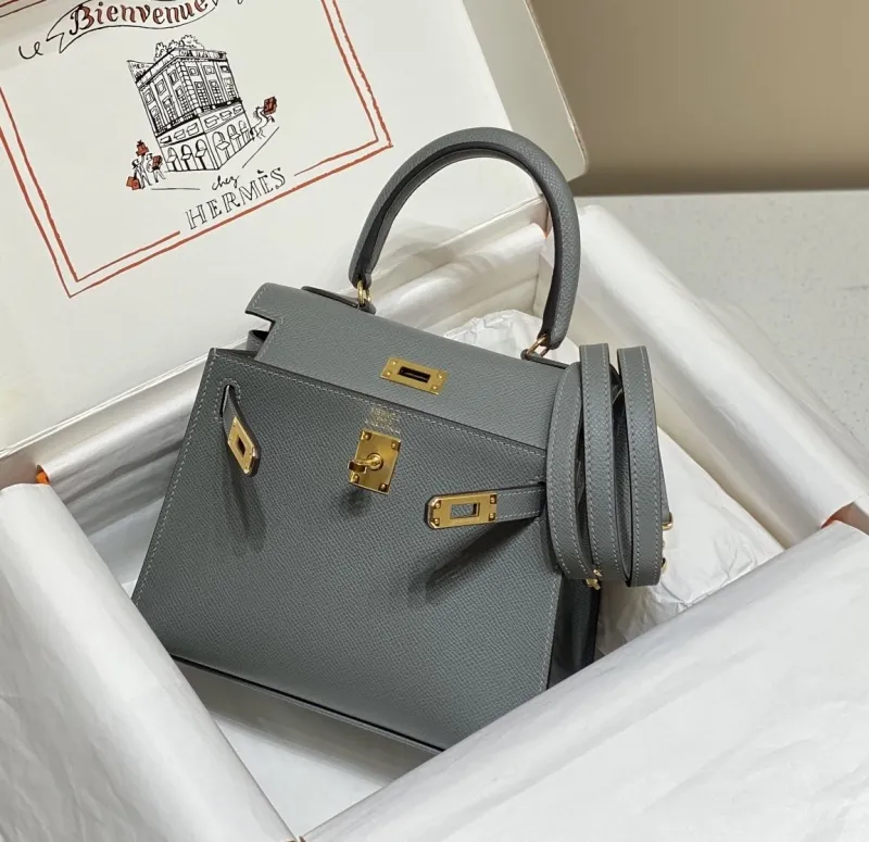 Hermes Gray Kelly Handbag 550