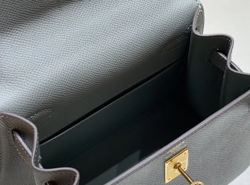 Hermes Gray Kelly Handbag 550 - Image 9