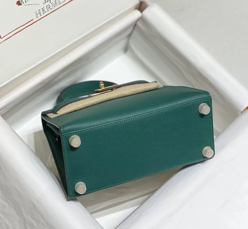 Hermes Green Kelly Handbag 552 - Image 4