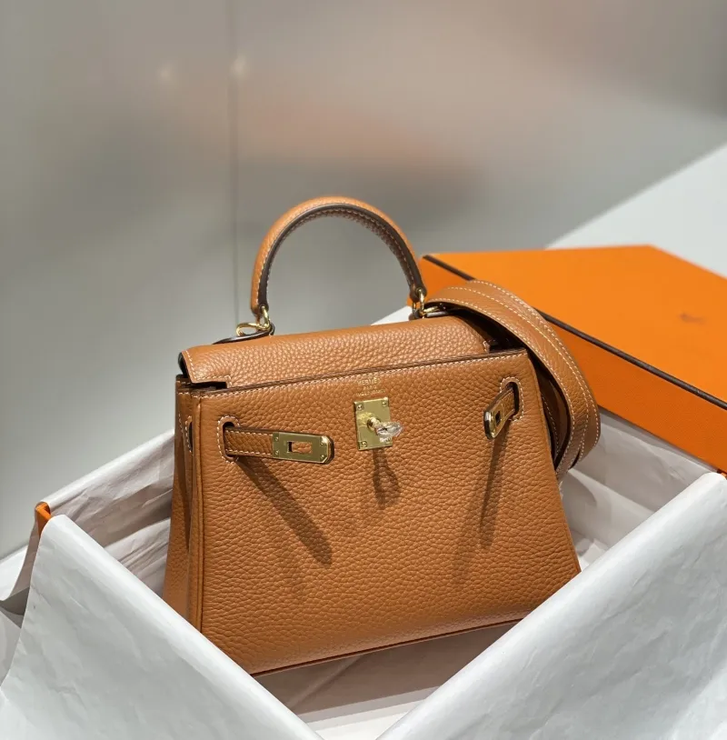 Hermes Tan Kelly Handbag 554 - Image 4