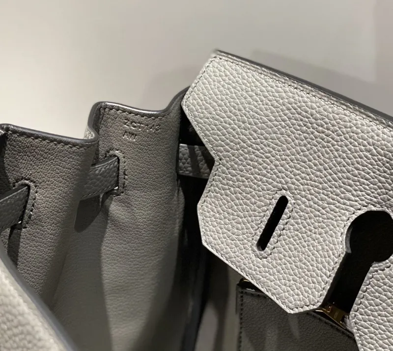 Hermes Gray Leather Kelly Handbag 557 - Image 8