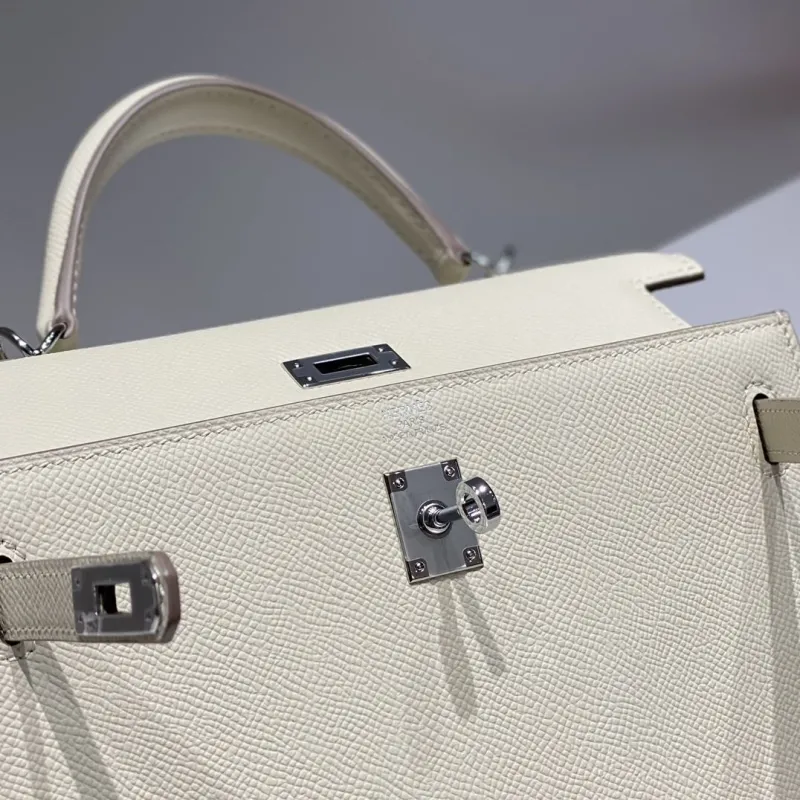 Hermes Cream Kelly Handbag 559 - Image 4
