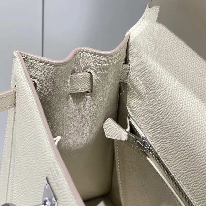 Hermes Cream Kelly Handbag 559 - Image 6