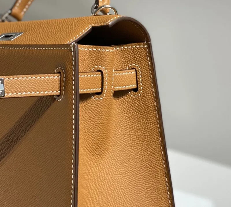 Hermes Kelly Tan Leather Handbag 560 - Image 7