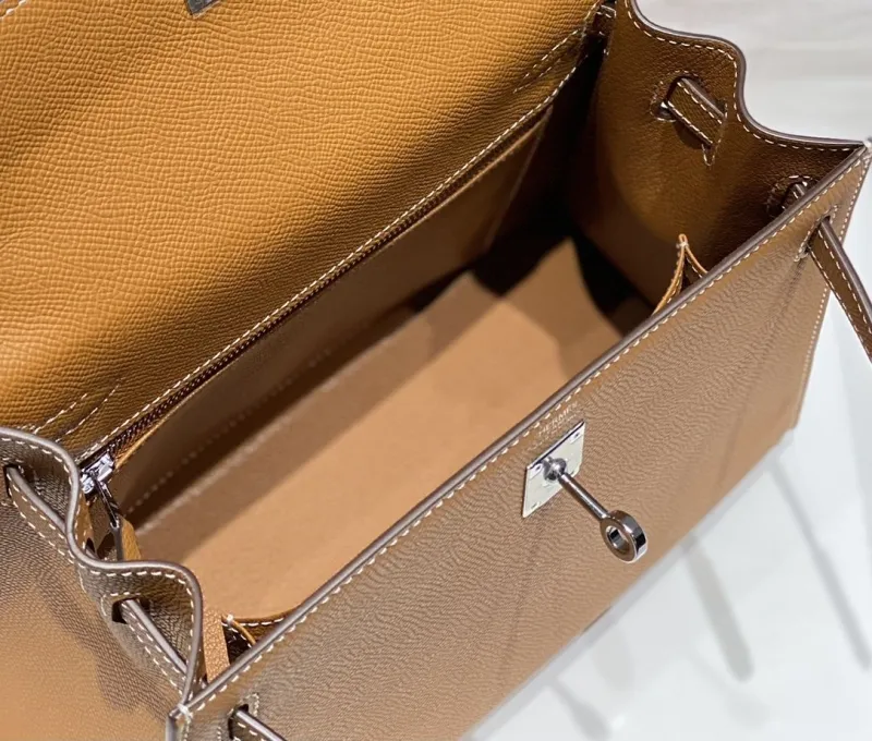 Hermes Kelly Tan Leather Handbag 560 - Image 8