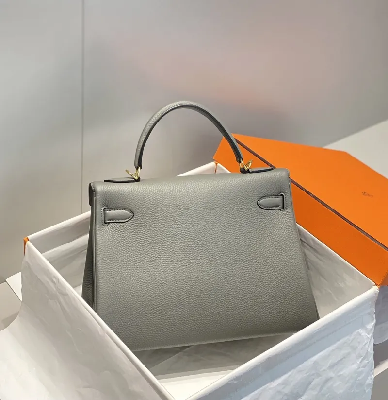 Alternative view of Hermes Gray Kelly Bag 561
