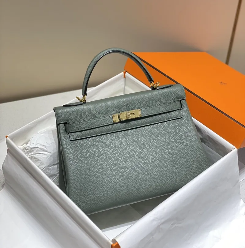 Hermes Kelly Green Leather Handbag 562
