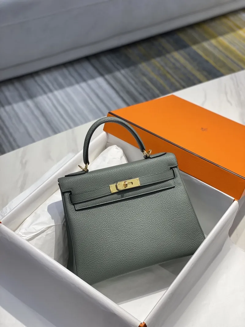 Hermes Green Leather Kelly Bag 563 - Image 3