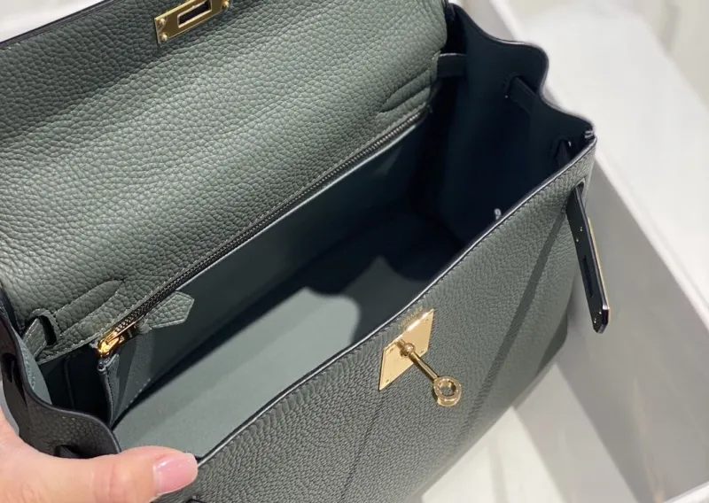 Hermes Green Leather Kelly Bag 563 - Image 9