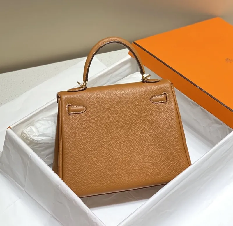 Alternative view of Hermes Brown Kelly Leather Handbag 565
