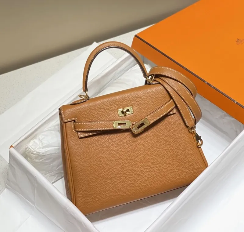 Hermes Brown Kelly Leather Handbag 565 - Image 3