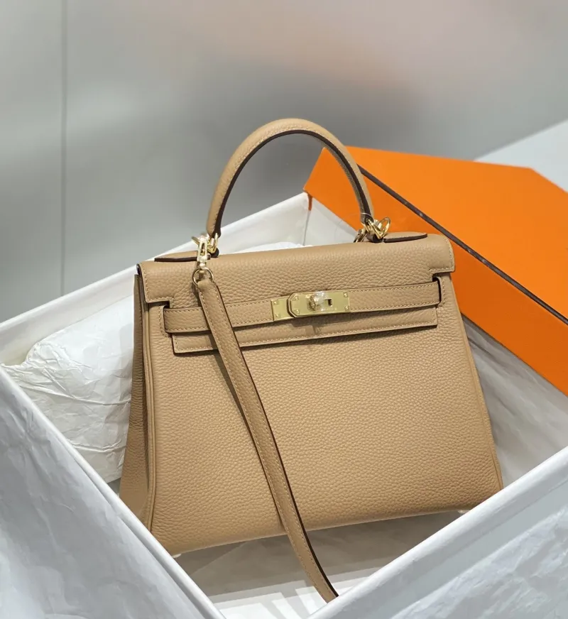 Hermes Beige Kelly Handbag 566 - Image 3