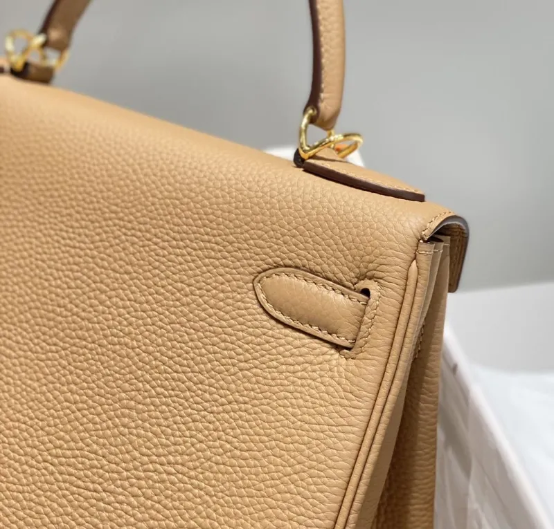 Hermes Beige Kelly Handbag 566 - Image 5