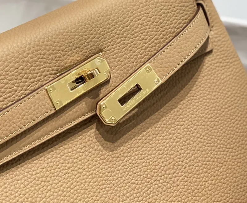 Hermes Beige Kelly Handbag 566 - Image 6