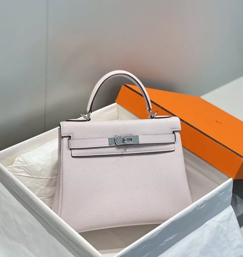 Hermes Pale Pink Kelly Bag 570 - Image 3
