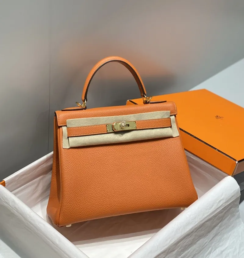 Hermes Orange Kelly Leather Handbag 576
