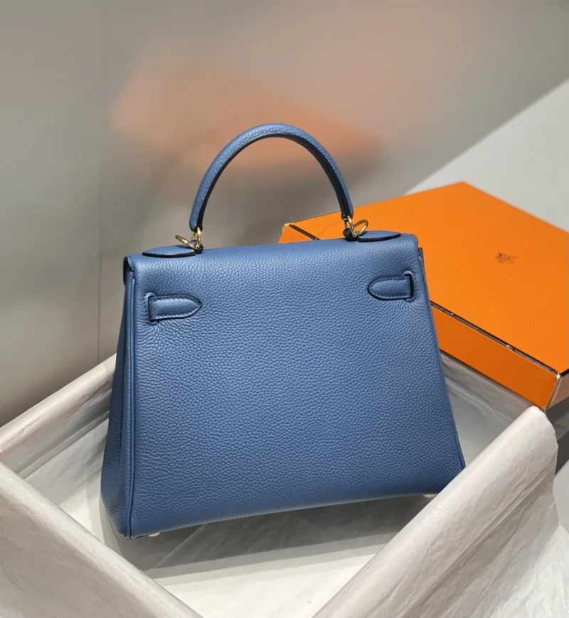 Alternative view of Hermes Blue Kelly Leather Handbag 577