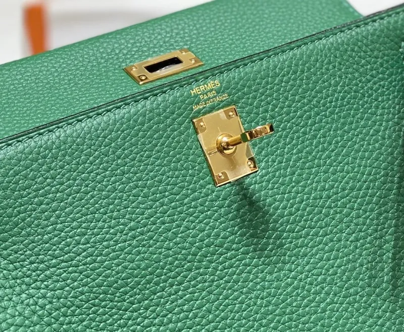 Hermes Green Kelly Leather Handbag 581 - Image 4
