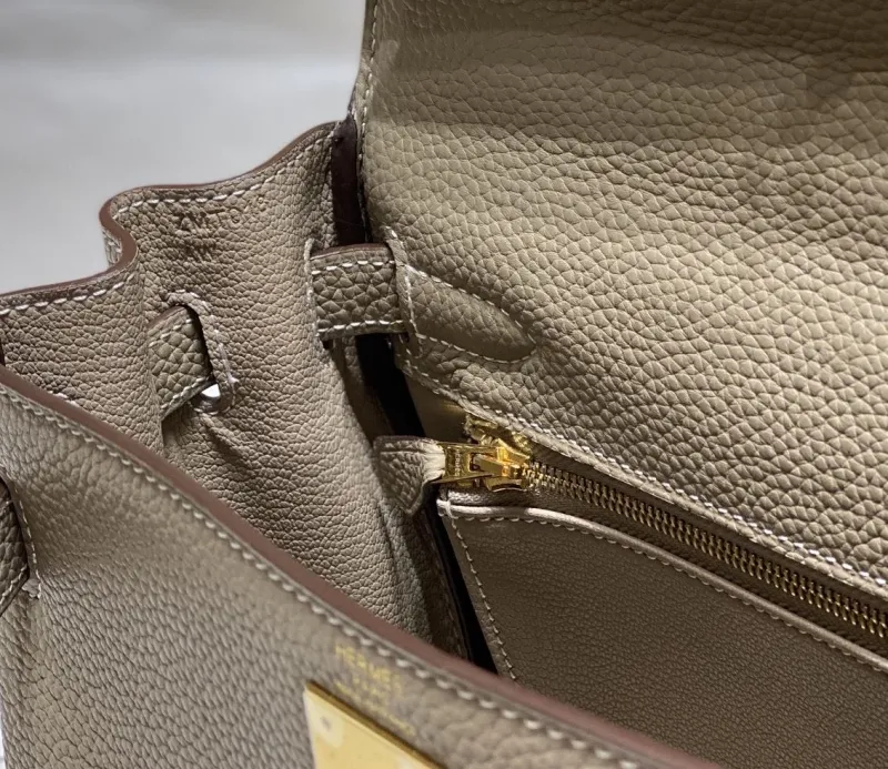 Hermes Gray Kelly Handbag 582 - Image 9
