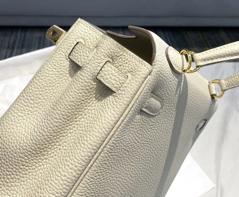 Hermes Cream Kelly Handbag 584 - Image 7