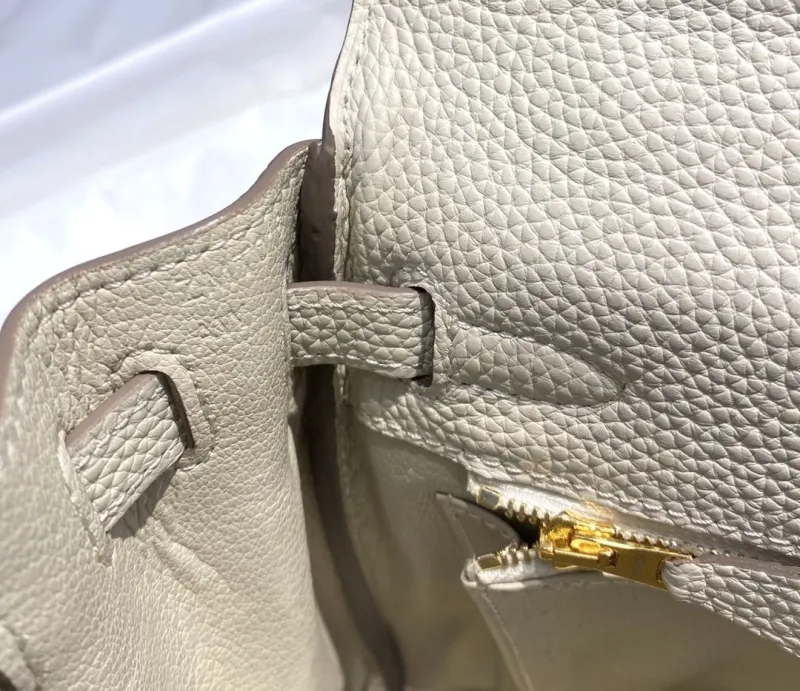 Hermes Cream Kelly Handbag 584 - Image 9