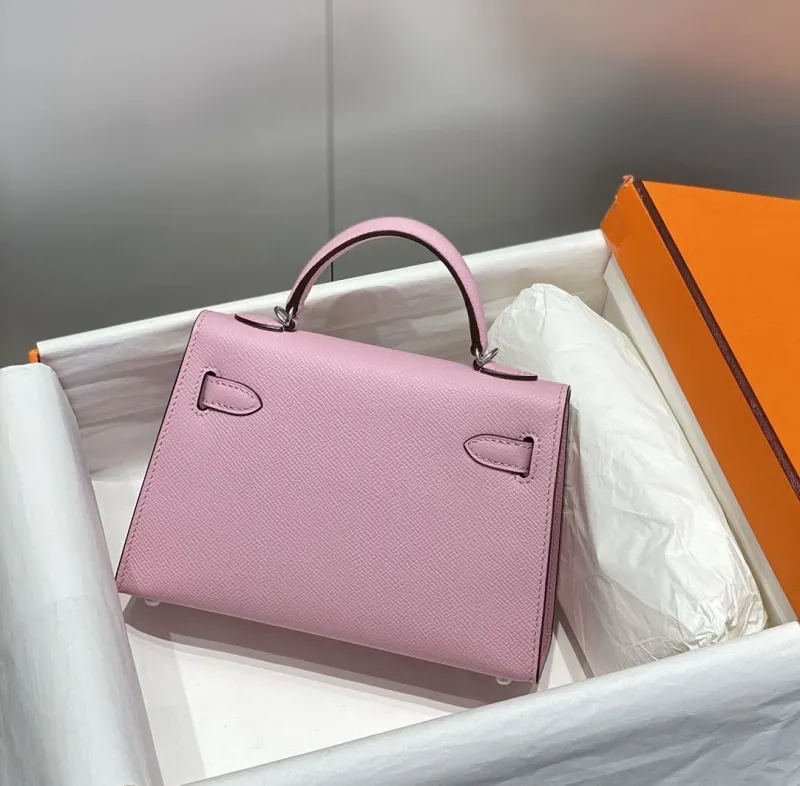 Alternative view of Hermes Pink Kelly Handbag 586