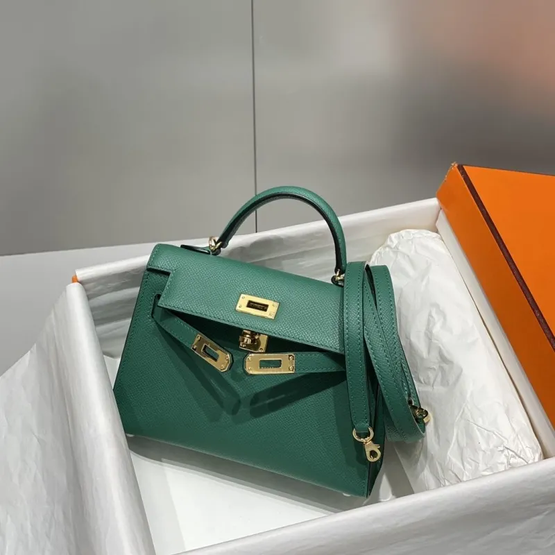 Hermes Green Kelly Handbag 593 - Image 4