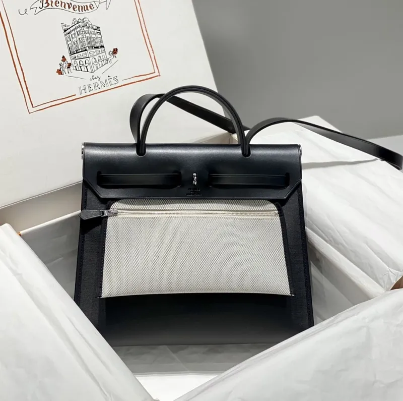 Alternative view of Hermes Kelly Bags-606