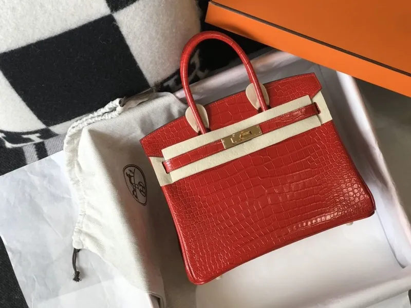 Hermes Red Crocodile Leather Kelly Handbag 620