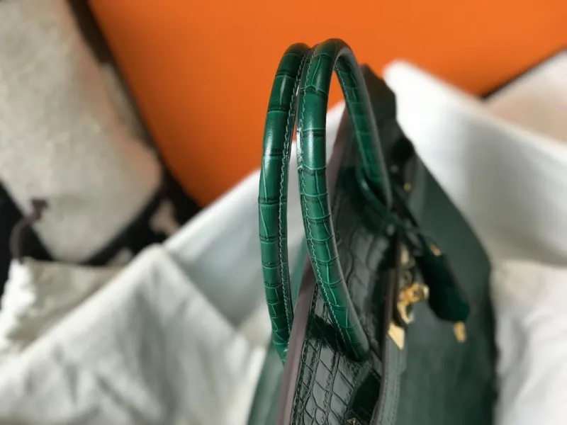 Hermes Green Crocodile Leather Handbag 622 - Image 6