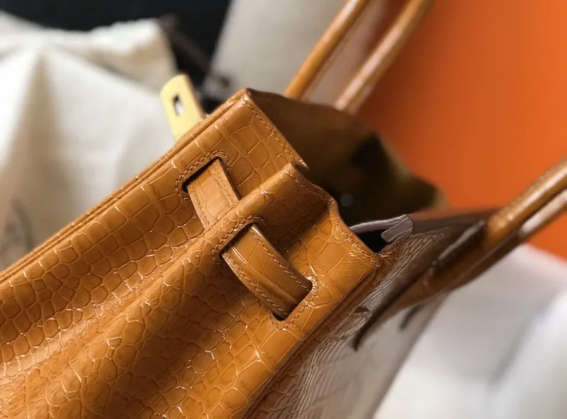 Hermes Brown Crocodile Leather Birkin Handbag 624 - Image 7