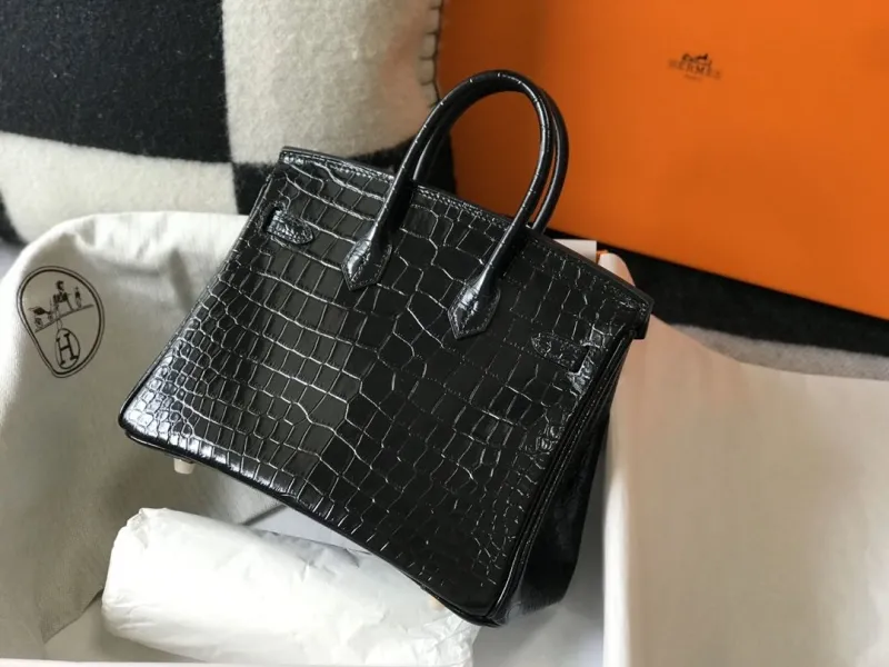 Alternative view of Hermes Black Crocodile Leather Kelly Handbag 627