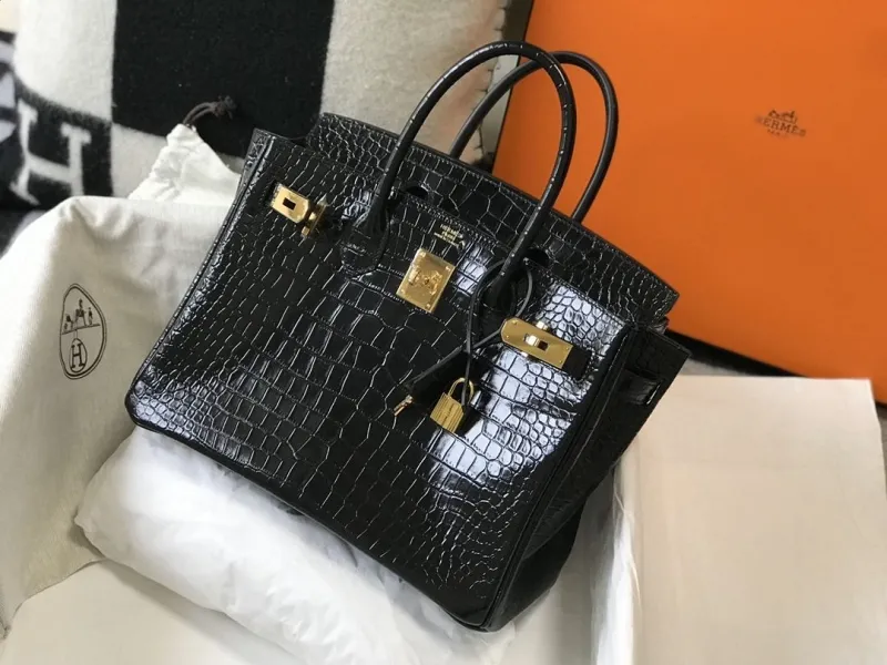 Alternative view of Hermes Black Crocodile Leather Kelly Handbag 628
