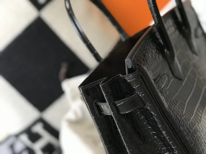 Hermes Black Crocodile Leather Kelly Handbag 628 - Image 8