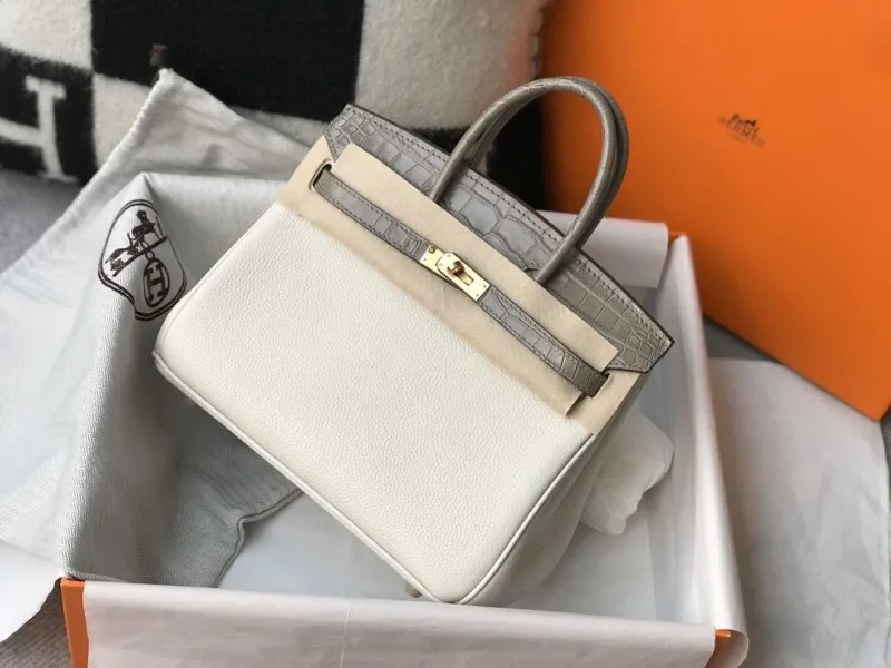 Hermes White Gray Kelly Handbag 629