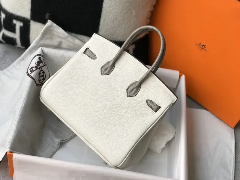 Alternative view of Hermes White Gray Kelly Handbag 629