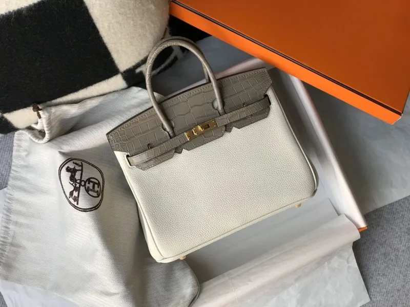 Hermes White Gray Kelly Handbag 629 - Image 4
