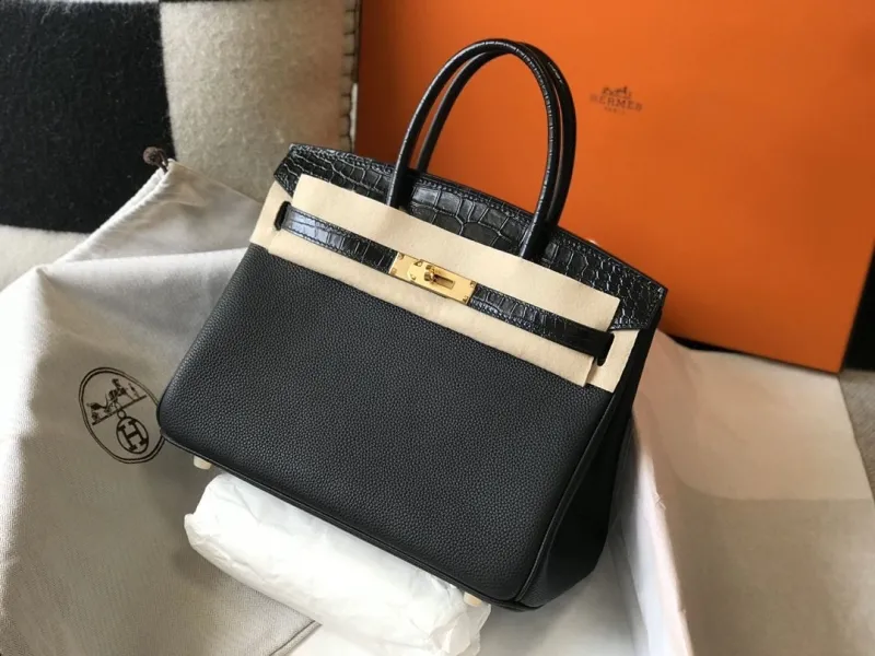 Hermes Black Leather Kelly Handbag 634