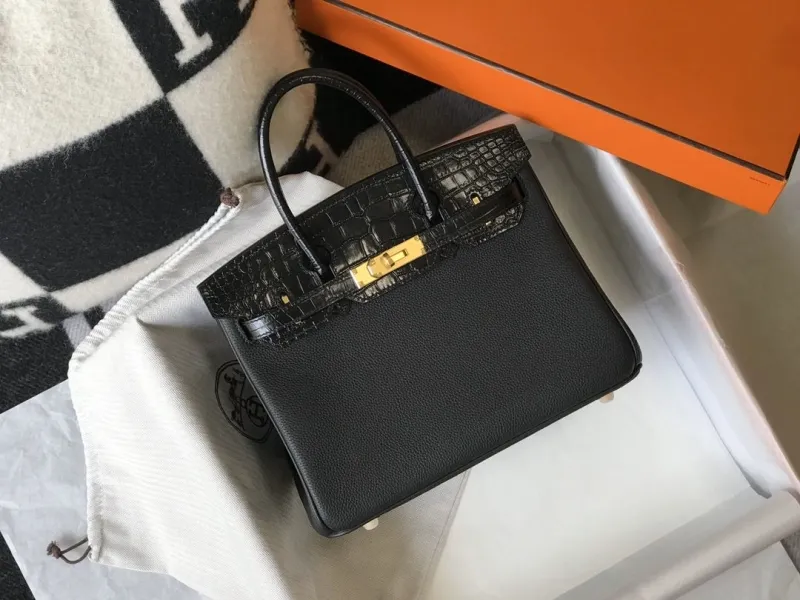 Hermes Black Leather Kelly Handbag 634 - Image 5