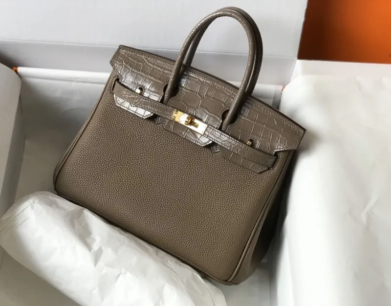 Alternative view of Hermes Taupe Leather Kelly Handbag 635